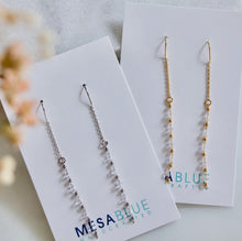 Load image into Gallery viewer, Mesa Blue Clear Cube Threader Earrings
