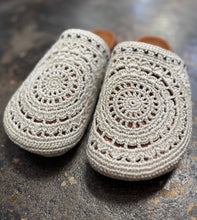 Load image into Gallery viewer, NWOT The Sak Crochet Clogs, Size 8

