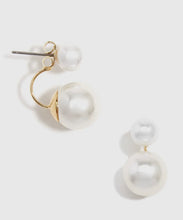 Load image into Gallery viewer, Zenzii Pearl Ear Jacket Earrings
