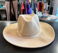 Load image into Gallery viewer, Anthropologie Wyeth Summer Hat O/S

