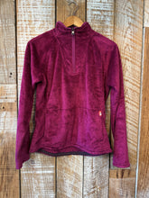 Load image into Gallery viewer, The North Face Fleece Pullover, Size Medium
