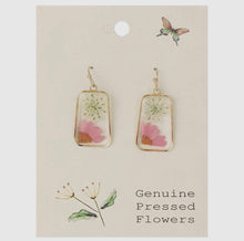 Load image into Gallery viewer, Pressed Flowers Earrings
